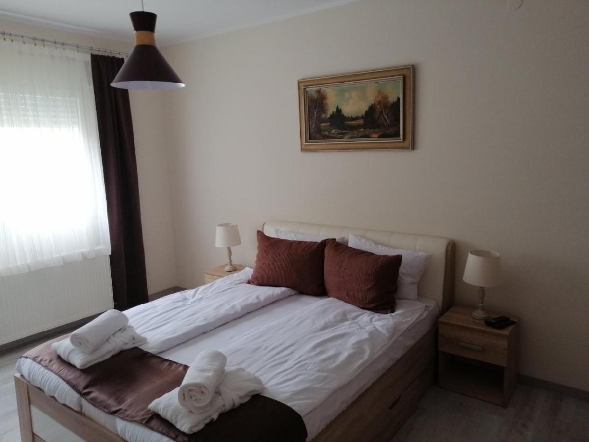 Apartman Zi-Zo Vrsac Exterior foto